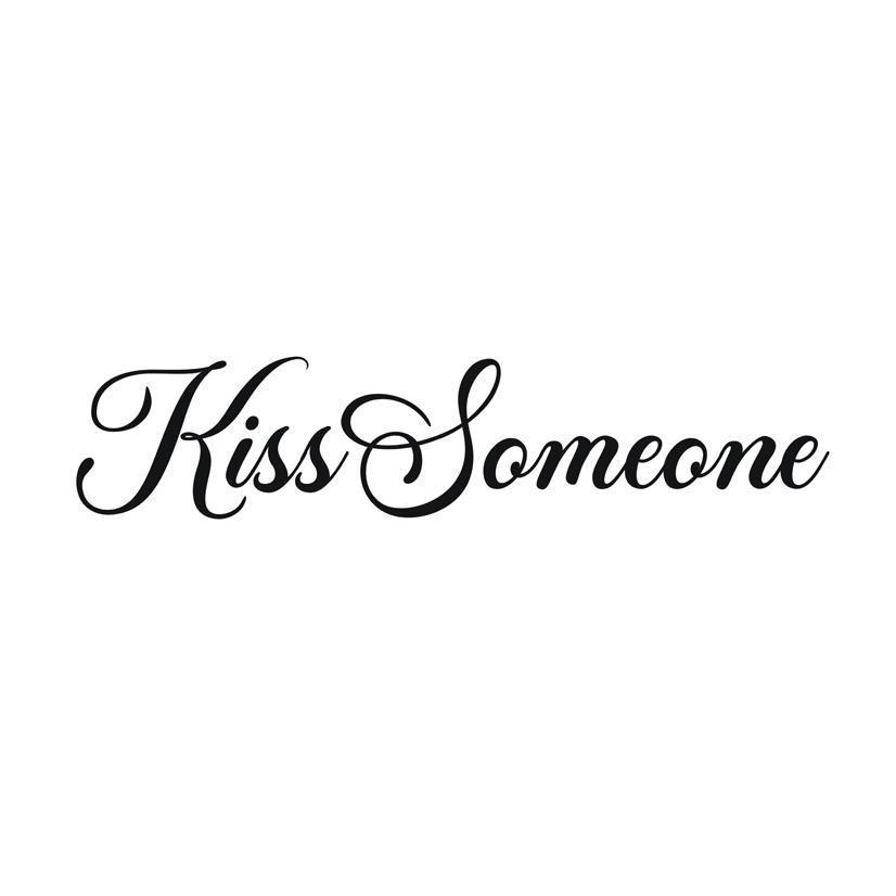 KISSSOMEONE