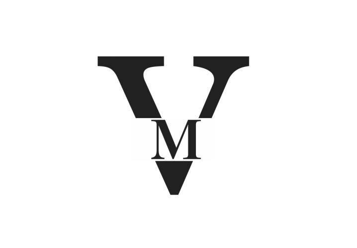 V M